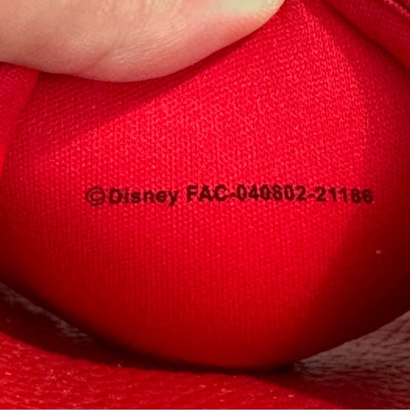 Minnie Mouse slides, girls size 1-2, ruffles, polka dots, spring, summer, beach - Picture 6 of 9